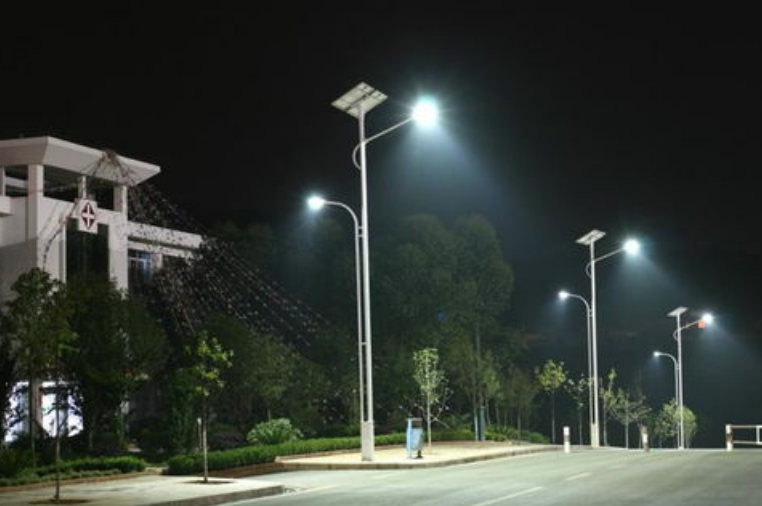  太陽能照明原理、組成及控制系統(tǒng)介紹.